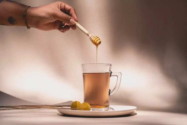 Honey Drink for Throat Relief