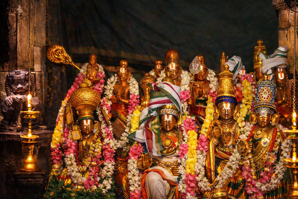 Painting of the Azhvars in Devotion