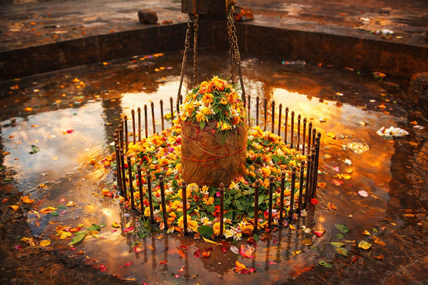 The Sea Performing Aarti