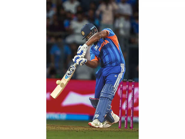 'Really happy for you chetta': Virat Kohli hails Sanju Samson for 'Player of the Tournament' performance in T20WC