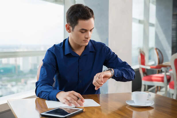 Contractor Waiting for Work Assignments