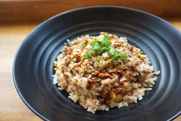 Simple Rice Bowl With Vegetables and Protein