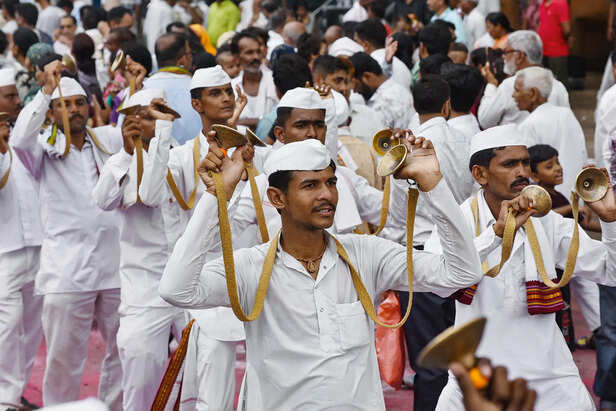 Akola [Maharashtra], Jun 24 (ANI): Devotees participates in the second day of th...