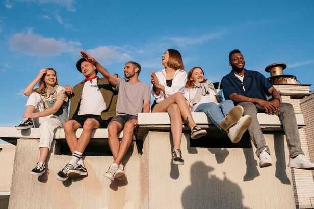 A Strong Friendship Grows Through Understanding