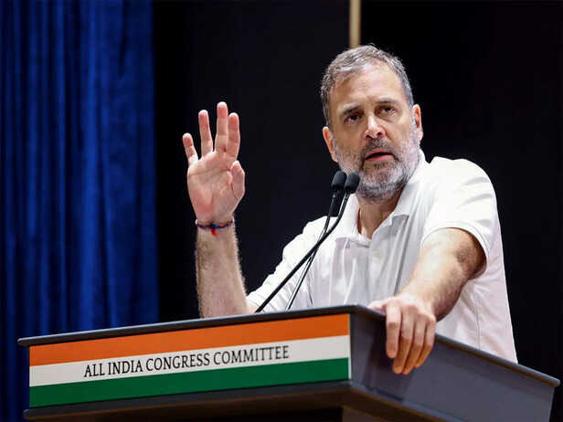Congress Reflects On Past Political Lessons