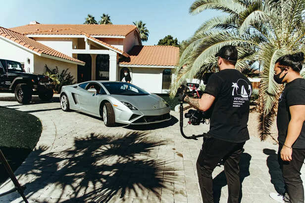side hustling-