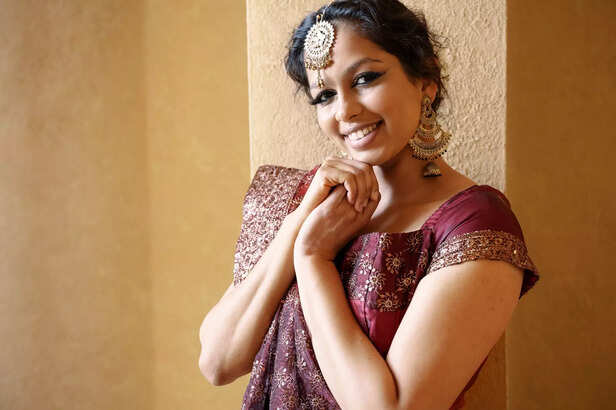 Skinny Girls to look good in Traditional Attire