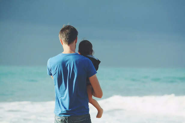 A Solo Dad’s Embrace of Love and Strength”