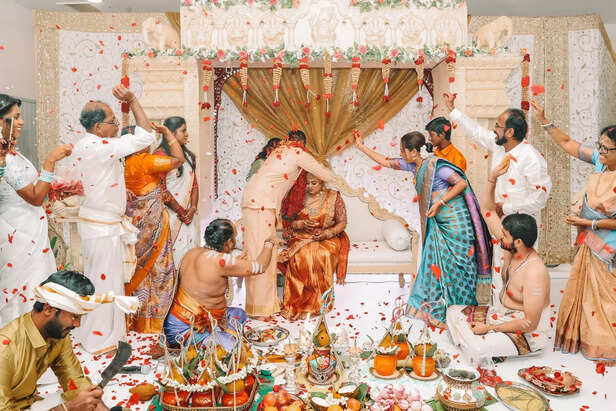 "India vs USA: Growing Up