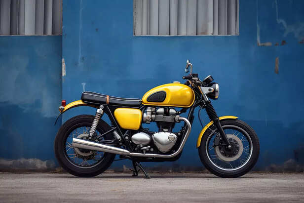 A Bike on a quiet Indian street