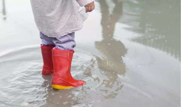 Avoid Flooded Areas and S