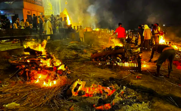 Manikarnika Ghat, Benaras