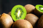 6 Foods With More Vitamin C Than Kiwi